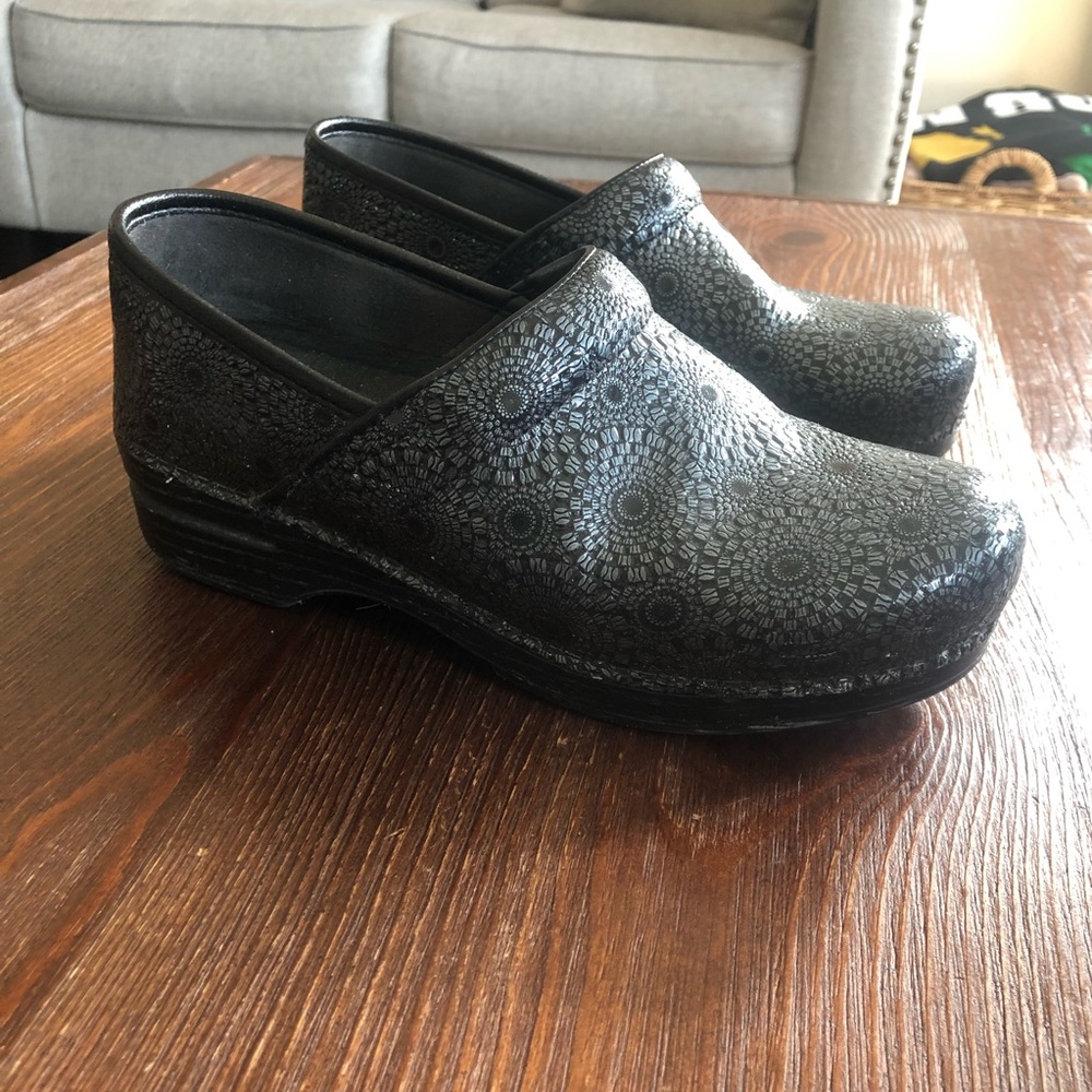 DANKSO XP PRO CLOGS